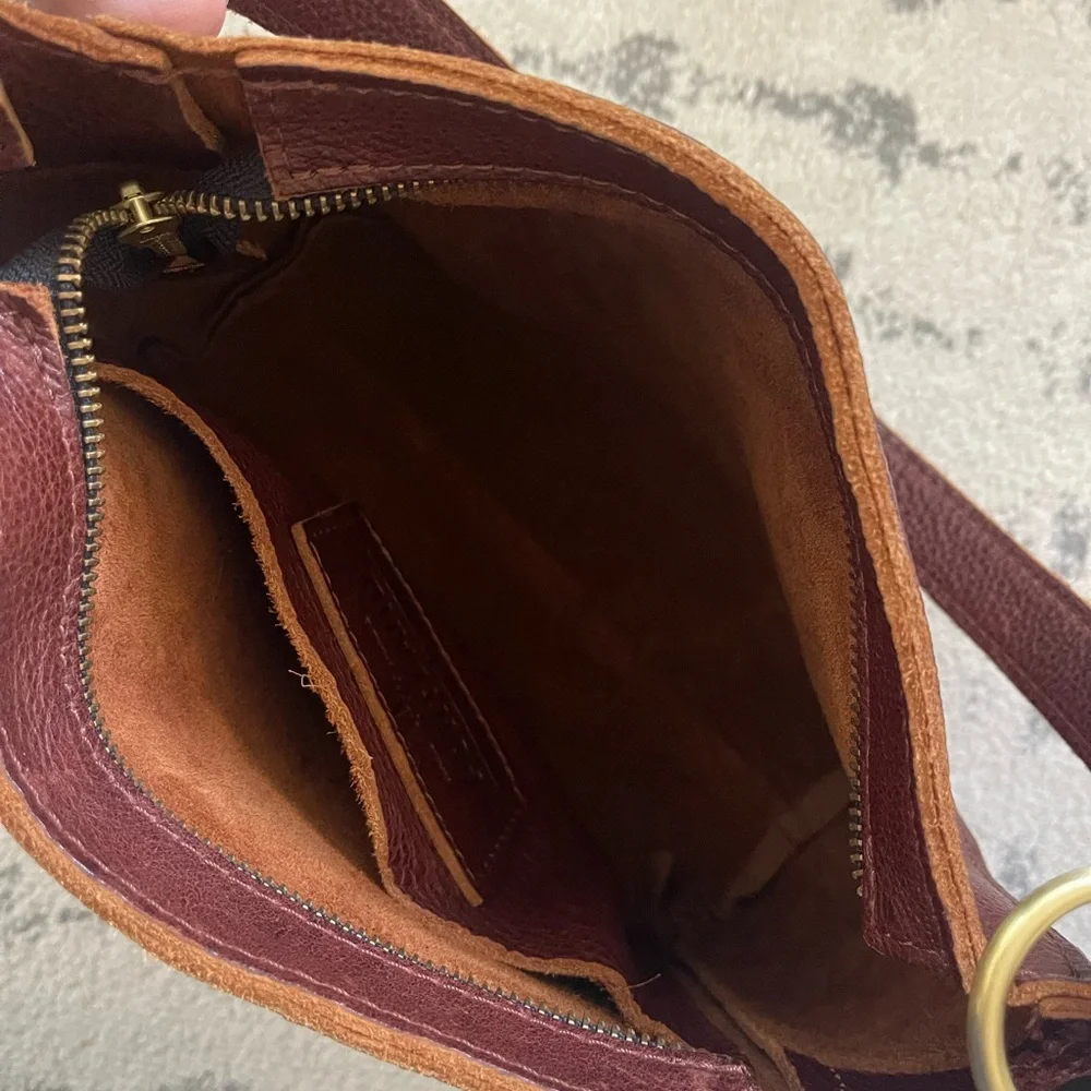 NWOT Portland Leather Shoulder Bag Nutmeg - Picture 4 of 7